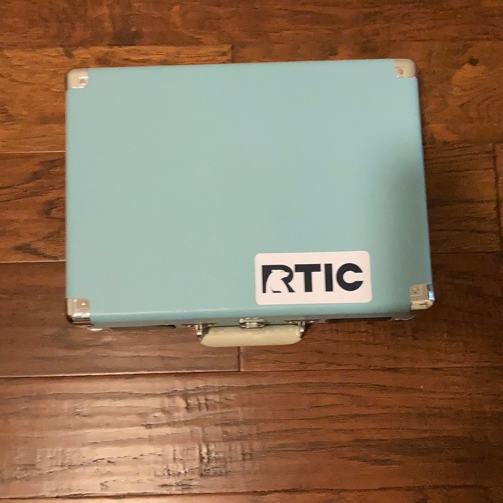 Light blue record player